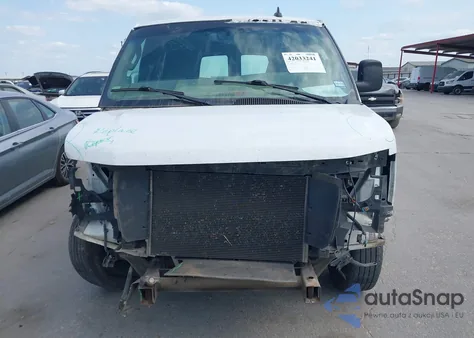 2018 Chevrolet Express 2500 Work Van from USA, damaged, VIN 1GCWGAFP0J1269952